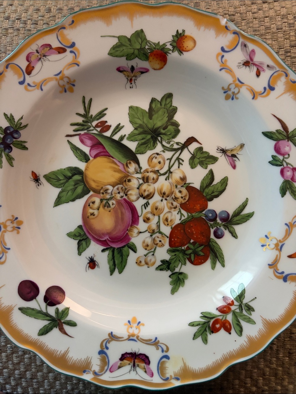 2 Williamsburg Duke of Gloucester dinner plates BOTH HAVE MINOR blemish see pics
